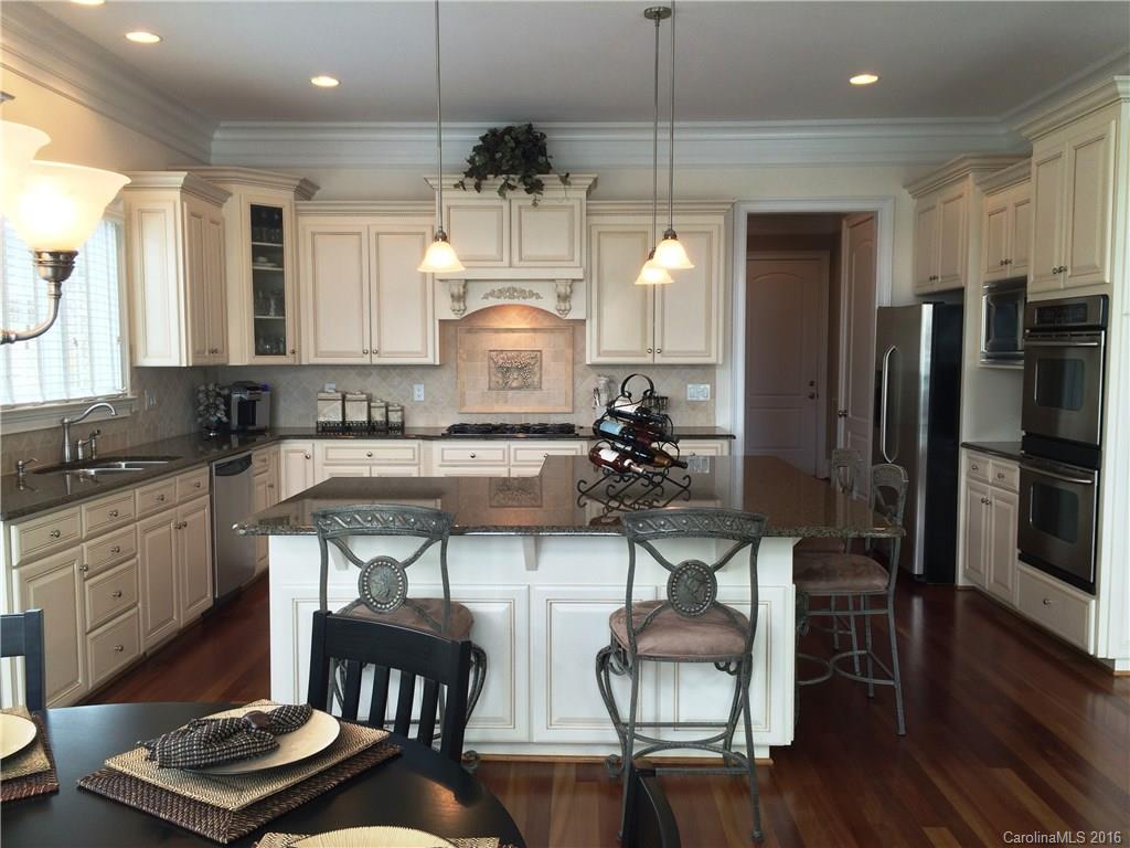 22625 Torrence Chapel Road, Unit L25 Cornelius, NC 28031 - Photo 6 of 24