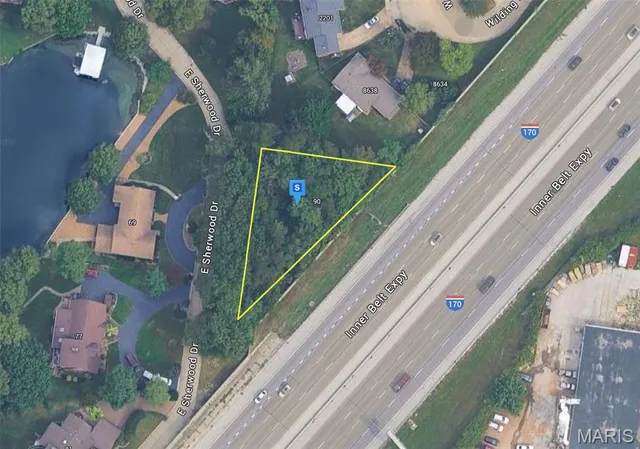 $22,999 | 90 East Sherwood Drive, St. Louis, MO 63114