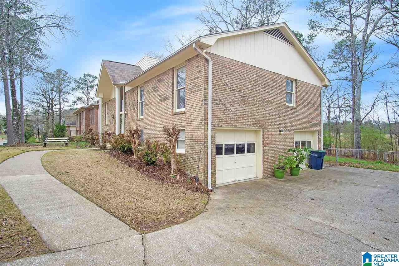 1450 Caribbean Circle Alabaster, AL 35007 - Photo 8 of 40
