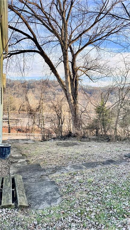 4 Howe Street Elrama, PA 15038 - Photo 24 of 29