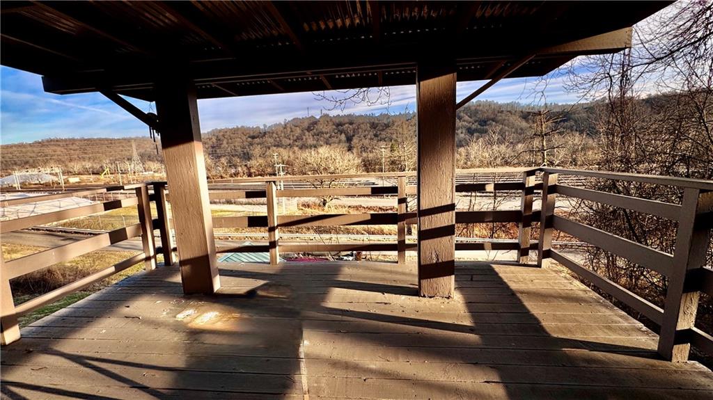 4 Howe Street Elrama, PA 15038 - Photo 7 of 29