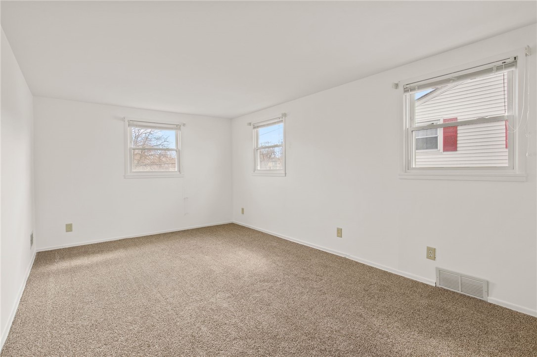 87 Armstrong Road Greece, NY 14616 - Photo 23 of 29