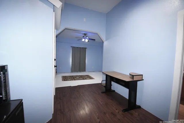 $888,000 | 8389 East E Loop 1604 S, Adkins, TX 78101