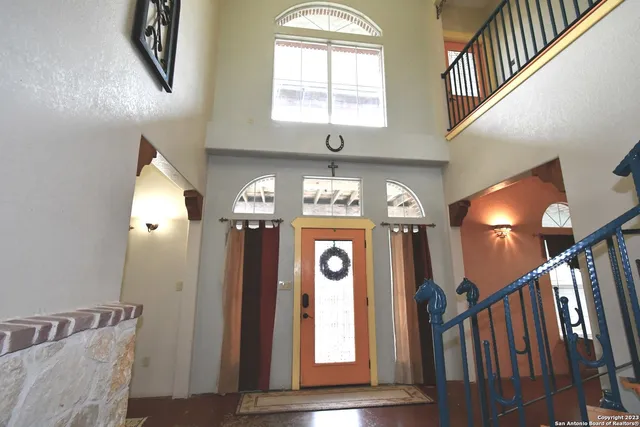 $888,000 | 8389 East E Loop 1604 S, Adkins, TX 78101