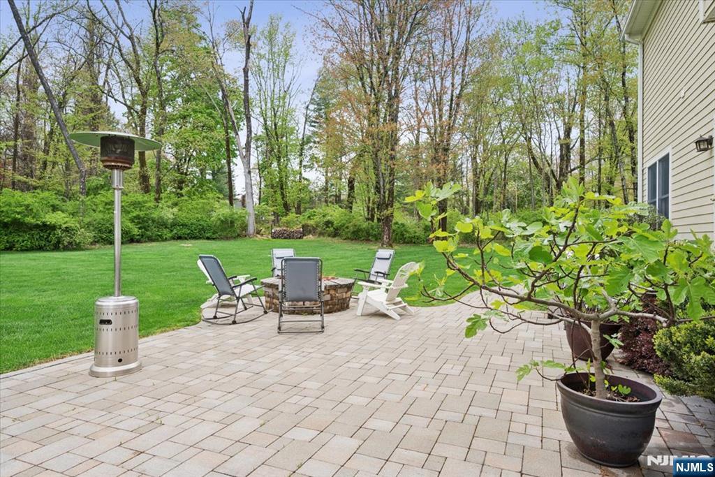 8 Forest Drive Mendham, NJ 07945 - Photo 37 of 43