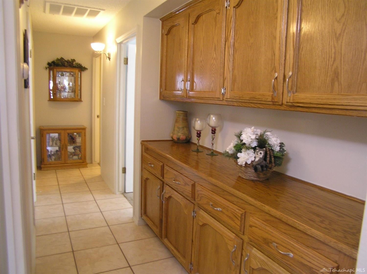 19900 Meadows Road Tehachapi, CA 93561 - Photo 12 of 42 Gallery Image 12