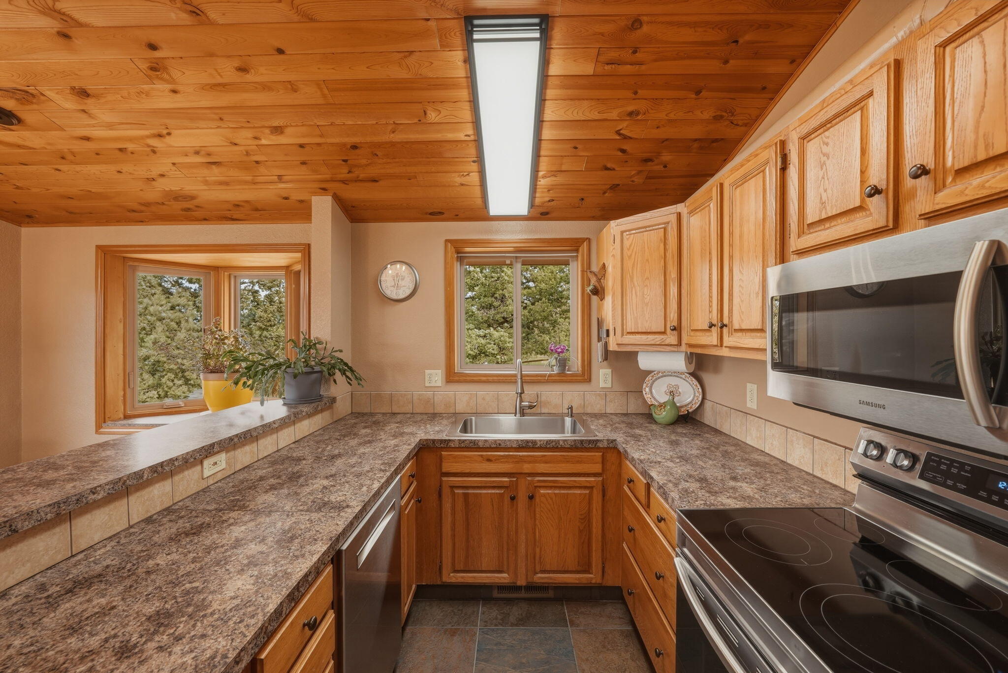 9427 Southwest Shad Road Terrebonne, OR 97760 - Photo 15 of 76 15
