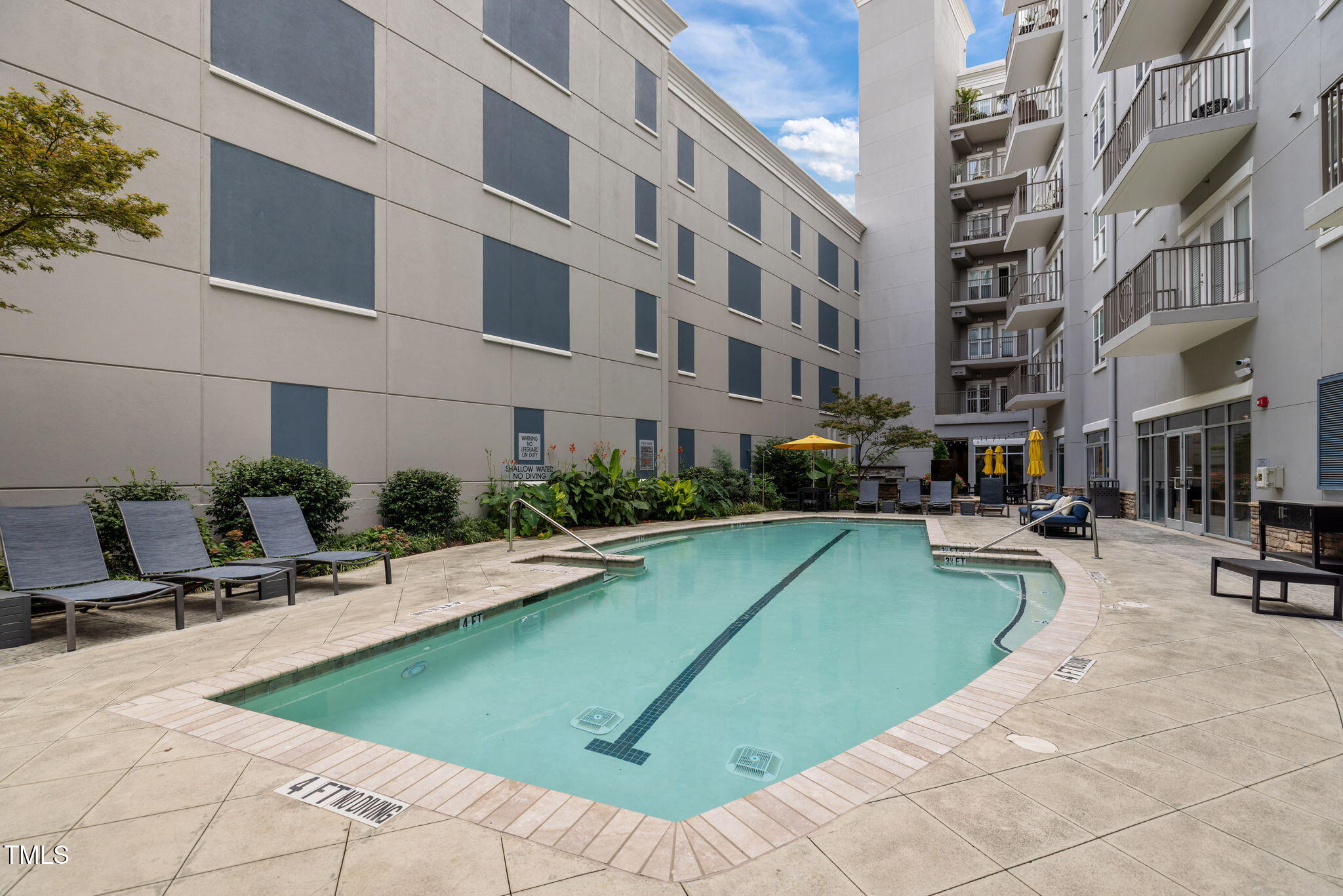 222 Glenwood Avenue, Unit 313 Raleigh, NC 27603 - Photo 41 of 51 44-web-or-mls-5Z8A2188