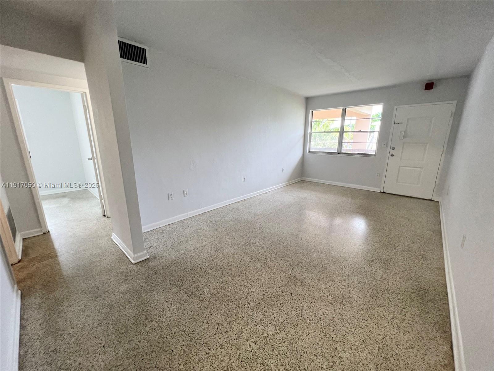 675 Southwest 7th Avenue, Unit 12 Miami, FL 33130 - Photo 3 of 13