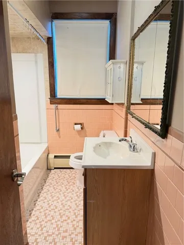 $2,150 | 110 Burbank Street, Cranston, RI 02910