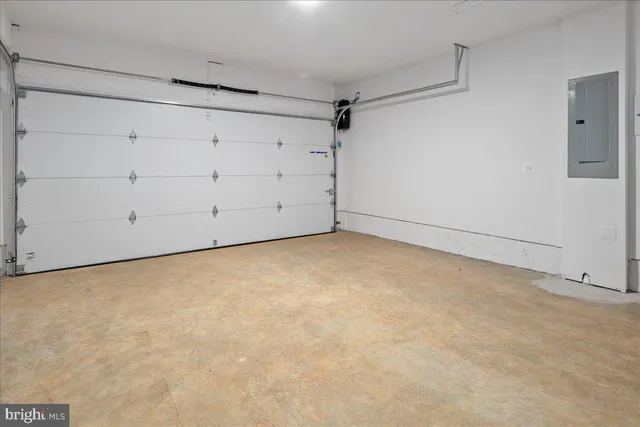 $1,525,000 | 915 North Irving Street, Arlington, VA 22201