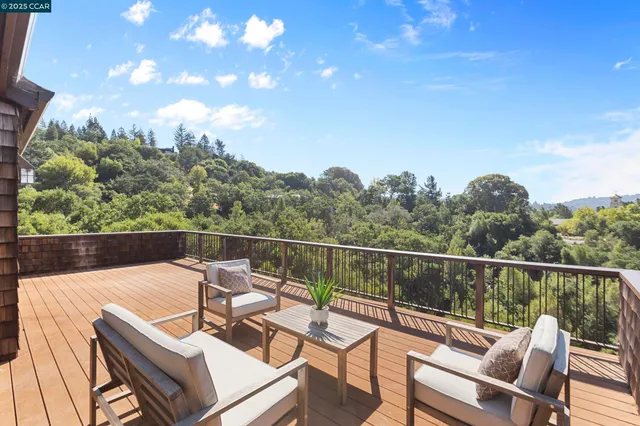 $1,925,000 | 25 Watchwood Court, Orinda, CA 94563