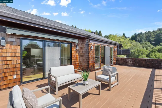 $1,925,000 | 25 Watchwood Court, Orinda, CA 94563