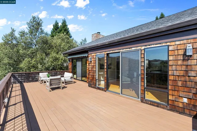 $1,925,000 | 25 Watchwood Court, Orinda, CA 94563