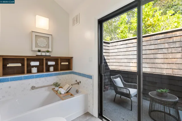 $1,925,000 | 25 Watchwood Court, Orinda, CA 94563