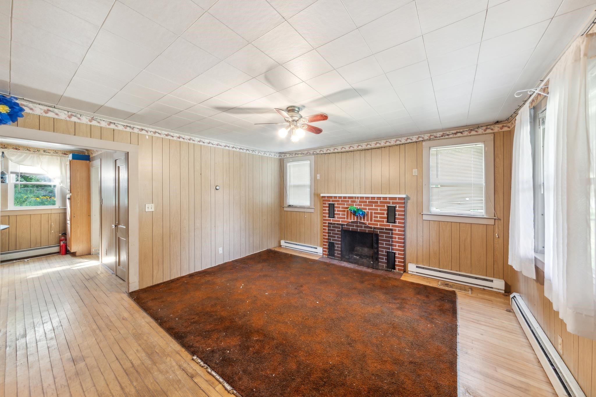 126 Chester Road Springfield, VT 05156 - Photo 5 of 20