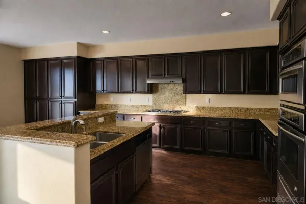$556,000 | 28301 Sunrise Skies Way, Menifee, CA 92585