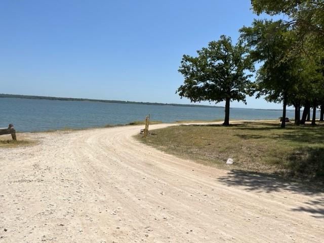 952 Lake Road Gordonville, TX 76245 - Photo 9 of 19