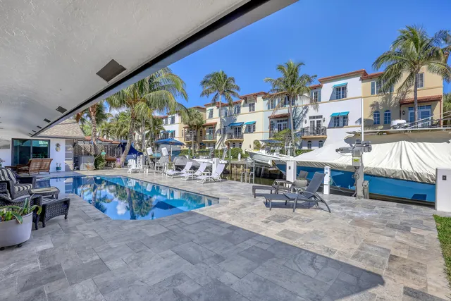 $2,700,000 | 815 Bamboo Lane, Delray Beach, FL 33483