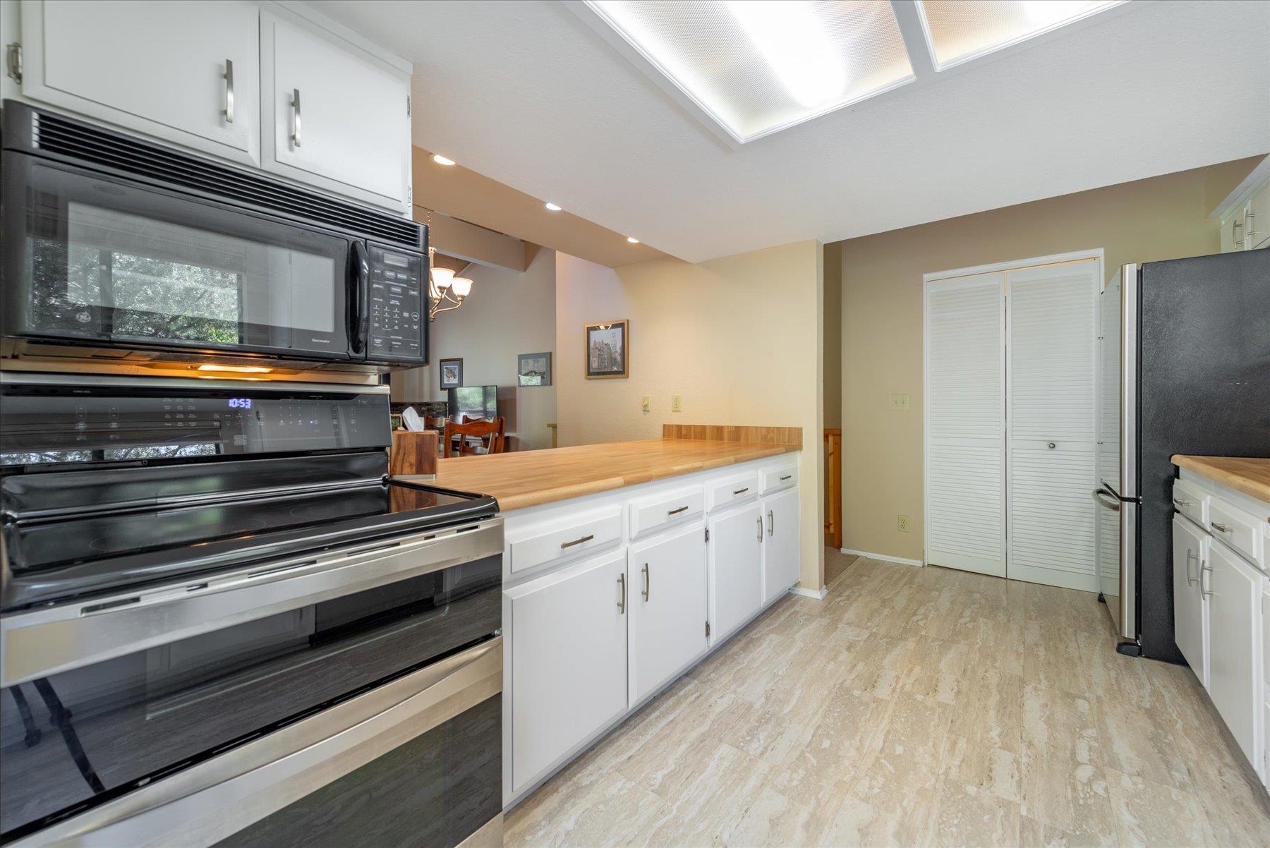 10248 Pine Cone Road Truckee, CA 96161 - Photo 13 of 24 Gallery Image 13