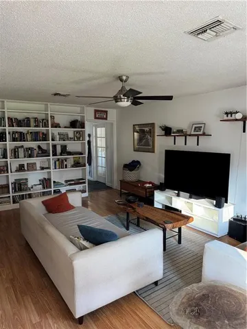 $260,000 | 1208 West 19th Avenue, Covington, LA 70433