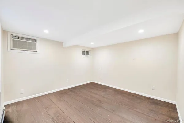 $1,169,888 | 32 Longfellow Avenue, Westbury, NY 11590