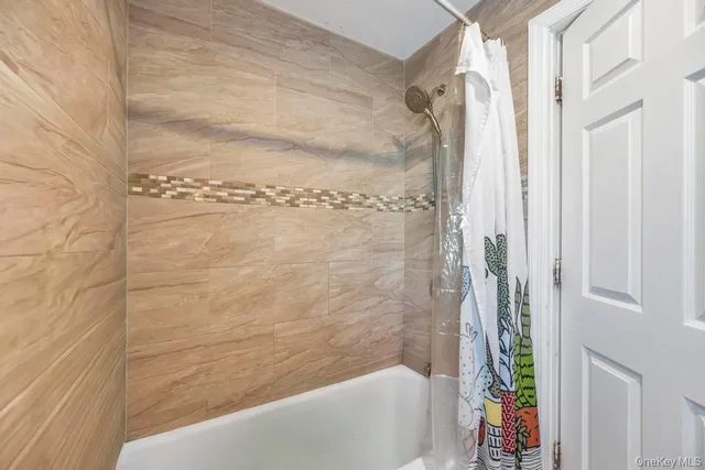 $1,248,888 | 32 Longfellow Avenue, Westbury, NY 11590