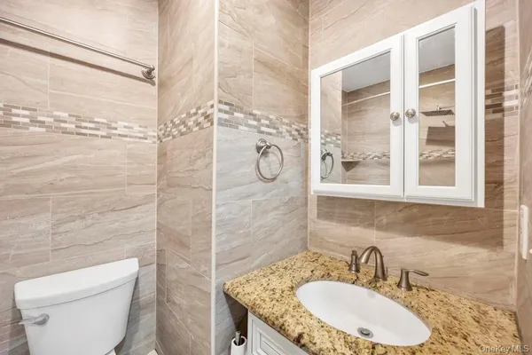 $1,169,888 | 32 Longfellow Avenue, Westbury, NY 11590