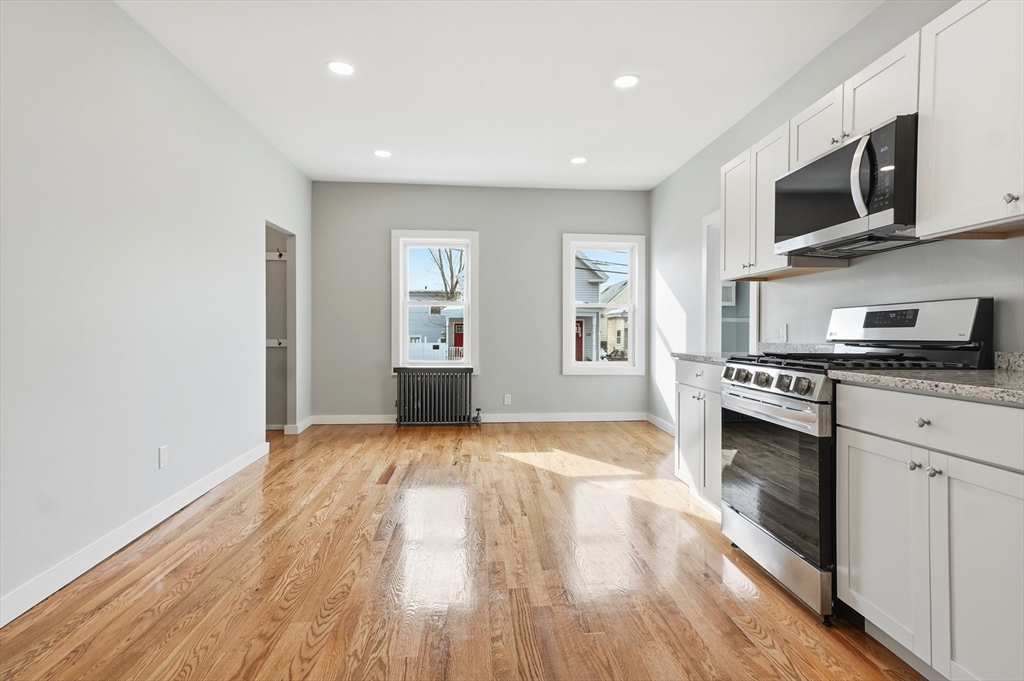 116 Coburn Street, Unit 116 Lowell, MA 01850 - Photo 3 of 38