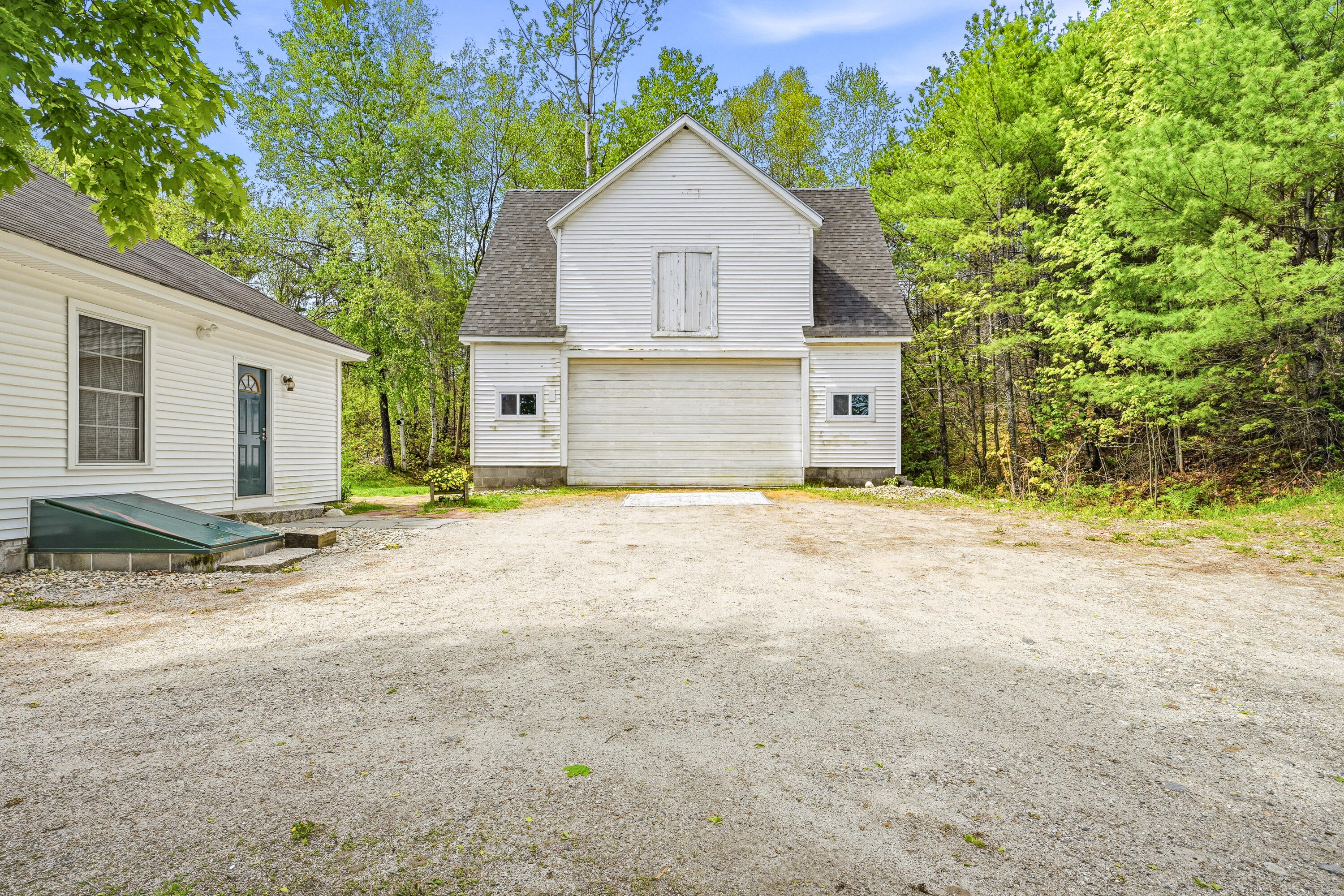 125 Megquier Hill Road Poland, ME 04274 - Photo 7 of 41