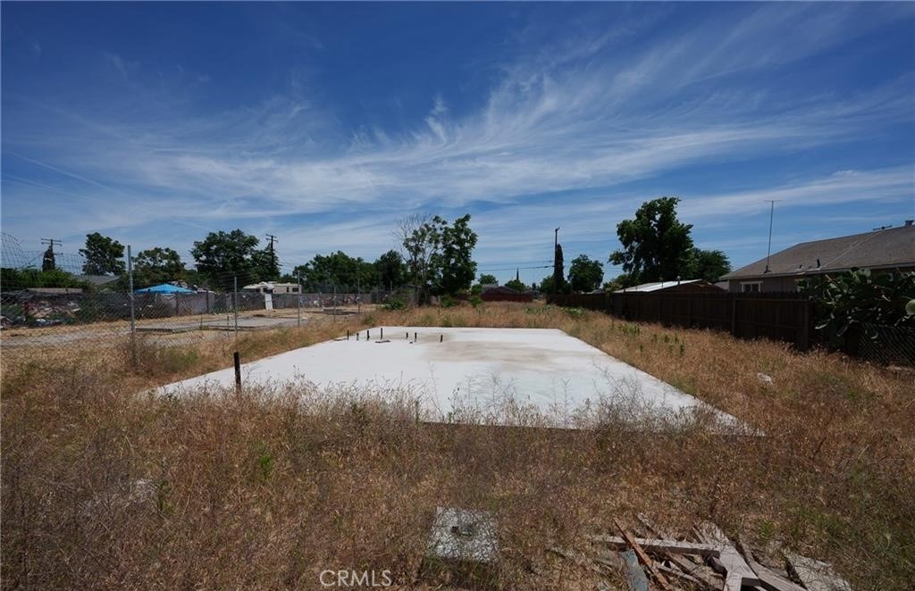 632 Benson Avenue Modesto, CA 95354 - Photo 3 of 4 a view of swimming pool with a yard