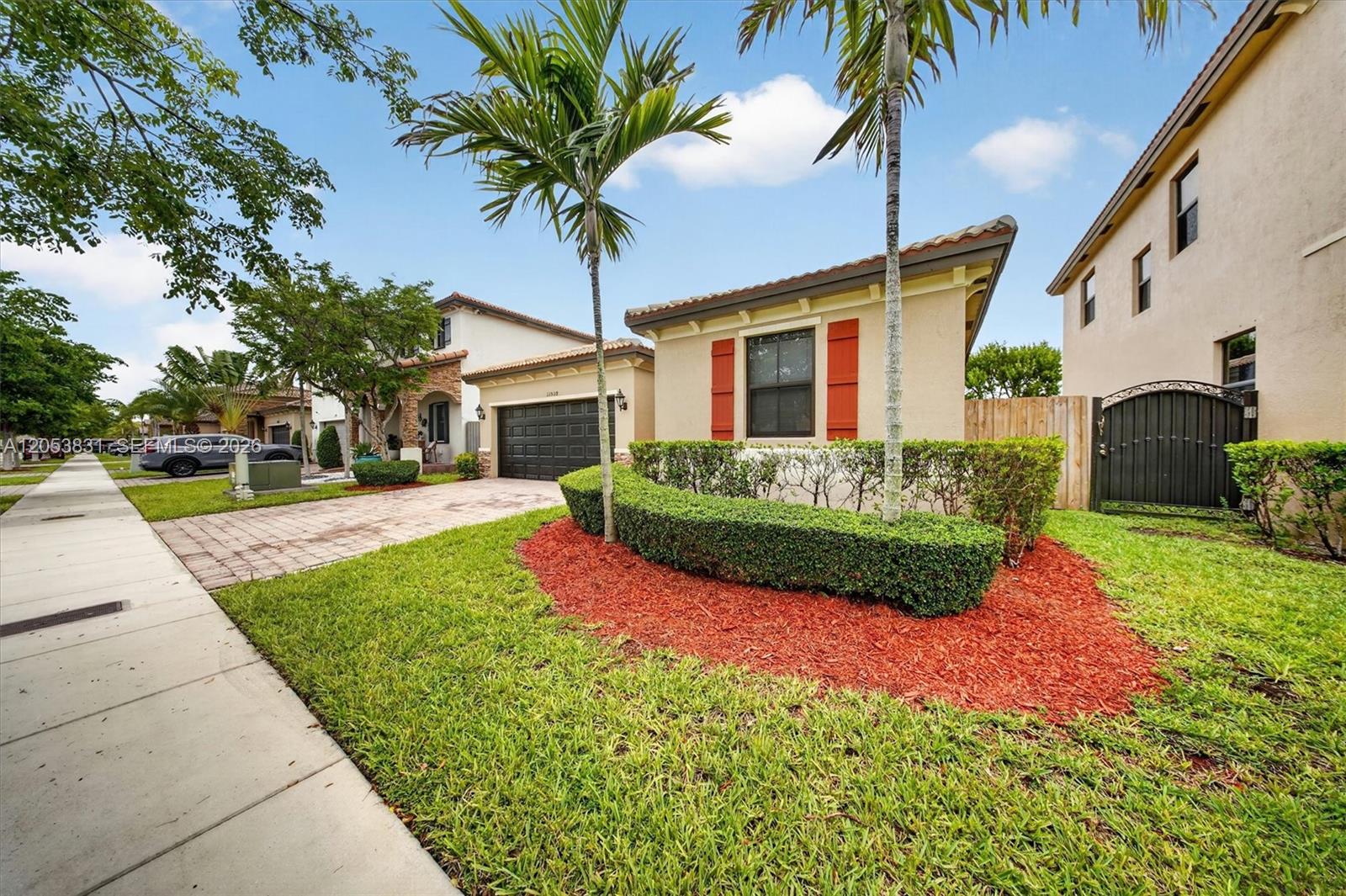 11509 Southwest 238th Terrace Homestead, FL 33032 - Photo 5 of 69