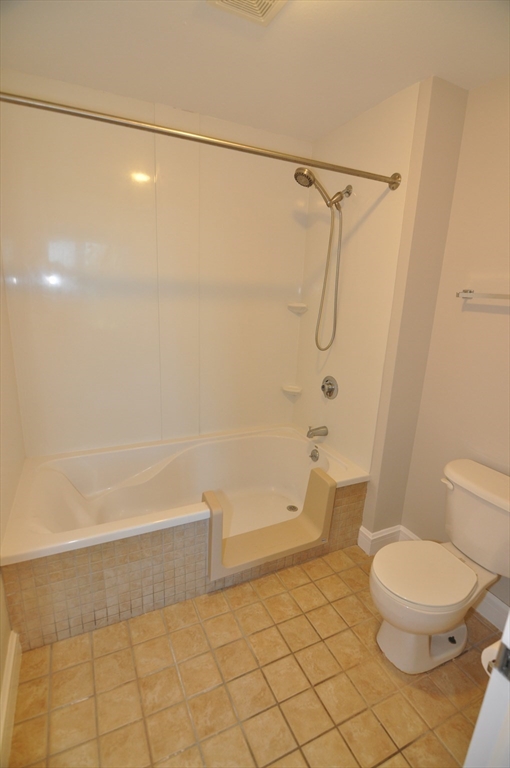 36 Village Road, Unit 502 Middleton, MA 01949 - Photo 34 of 37