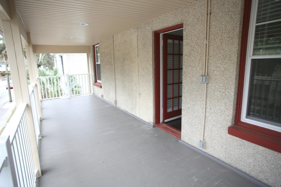 78 Riberia Street St. Augustine, FL 32084 - Photo 23 of 38 a view of an empty room and a window