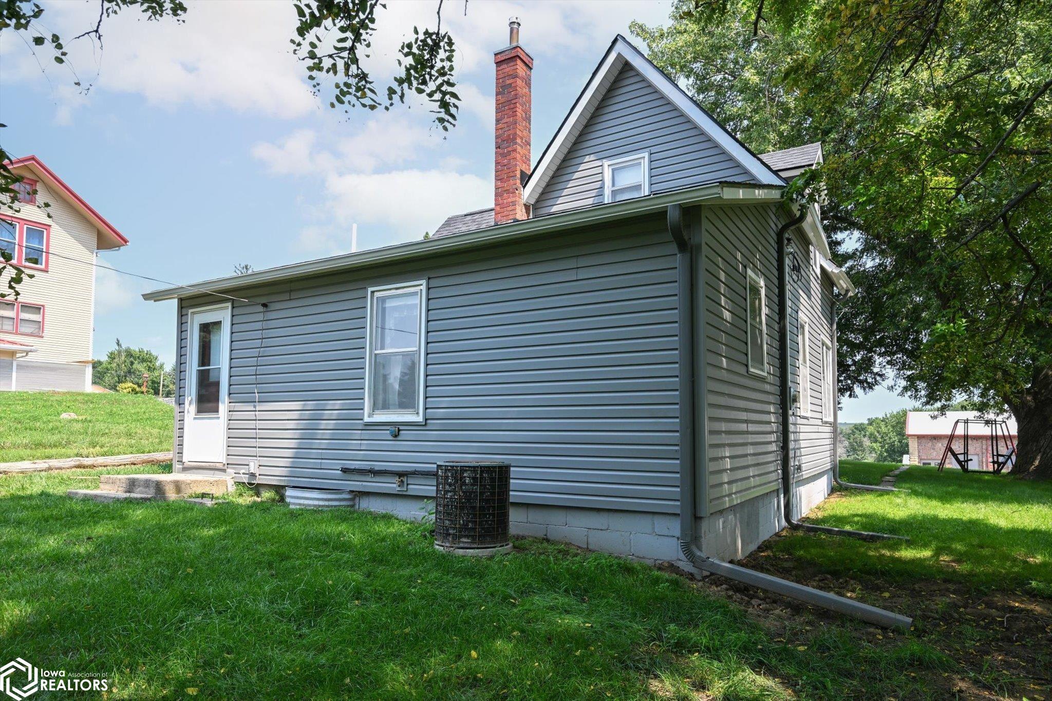 407 5th Street Defiance, IA 51527 - Photo 33 of 38 Gallery Image 33