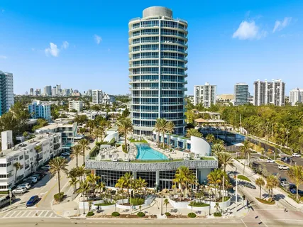 $2,074,000 | 701 North Fort Lauderdale Beach Boulevard, Unit TH1, Fort Lauderdale, FL 33304