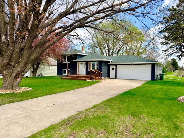 $245,000 | 520 Frontier Road, Brewster, MN 56119