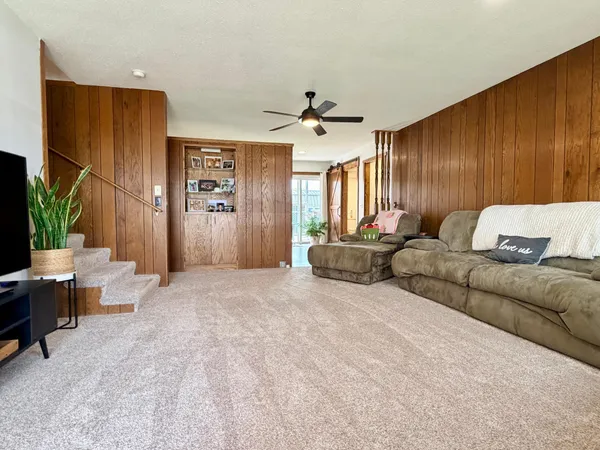 $245,000 | 520 Frontier Road, Brewster, MN 56119