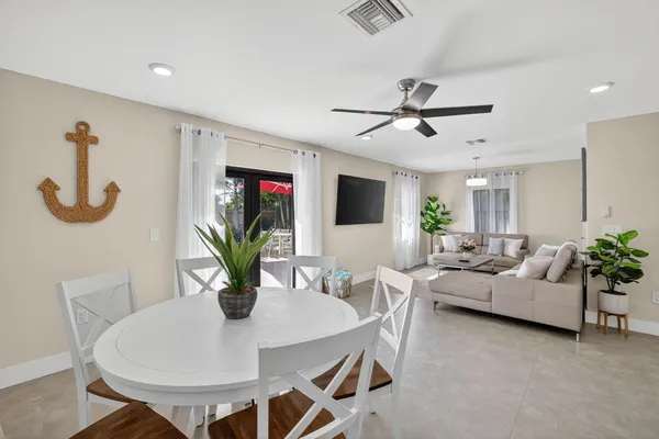 $1,329,000 | 254 Northeast 20th Street, Delray Beach, FL 33444