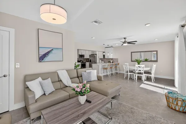 $1,329,000 | 254 Northeast 20th Street, Delray Beach, FL 33444