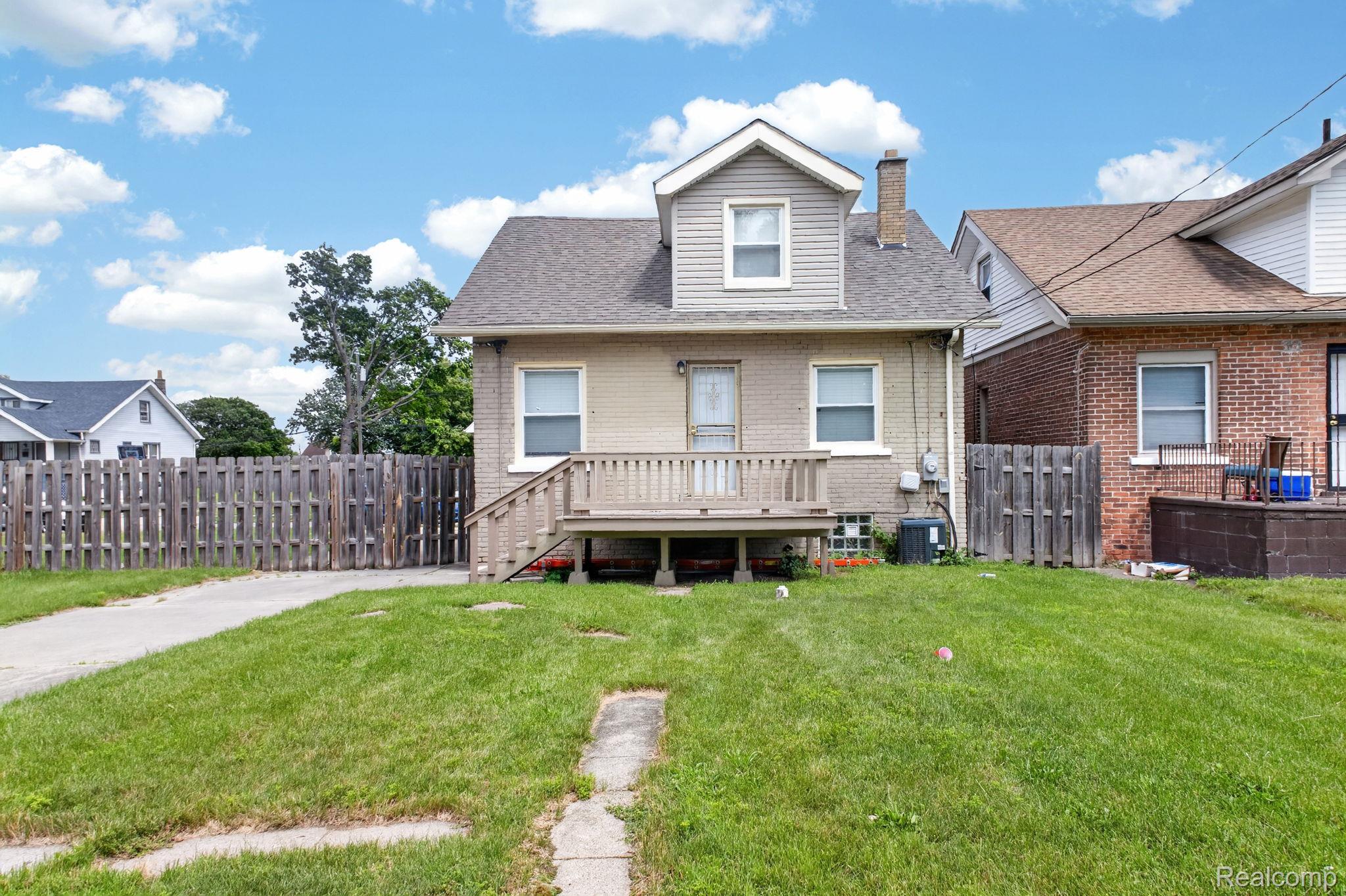 15859 Santa Rosa Drive Detroit, MI 48238 - Photo 7 of 33 7-web-or-mls-2J4A9771.jpg