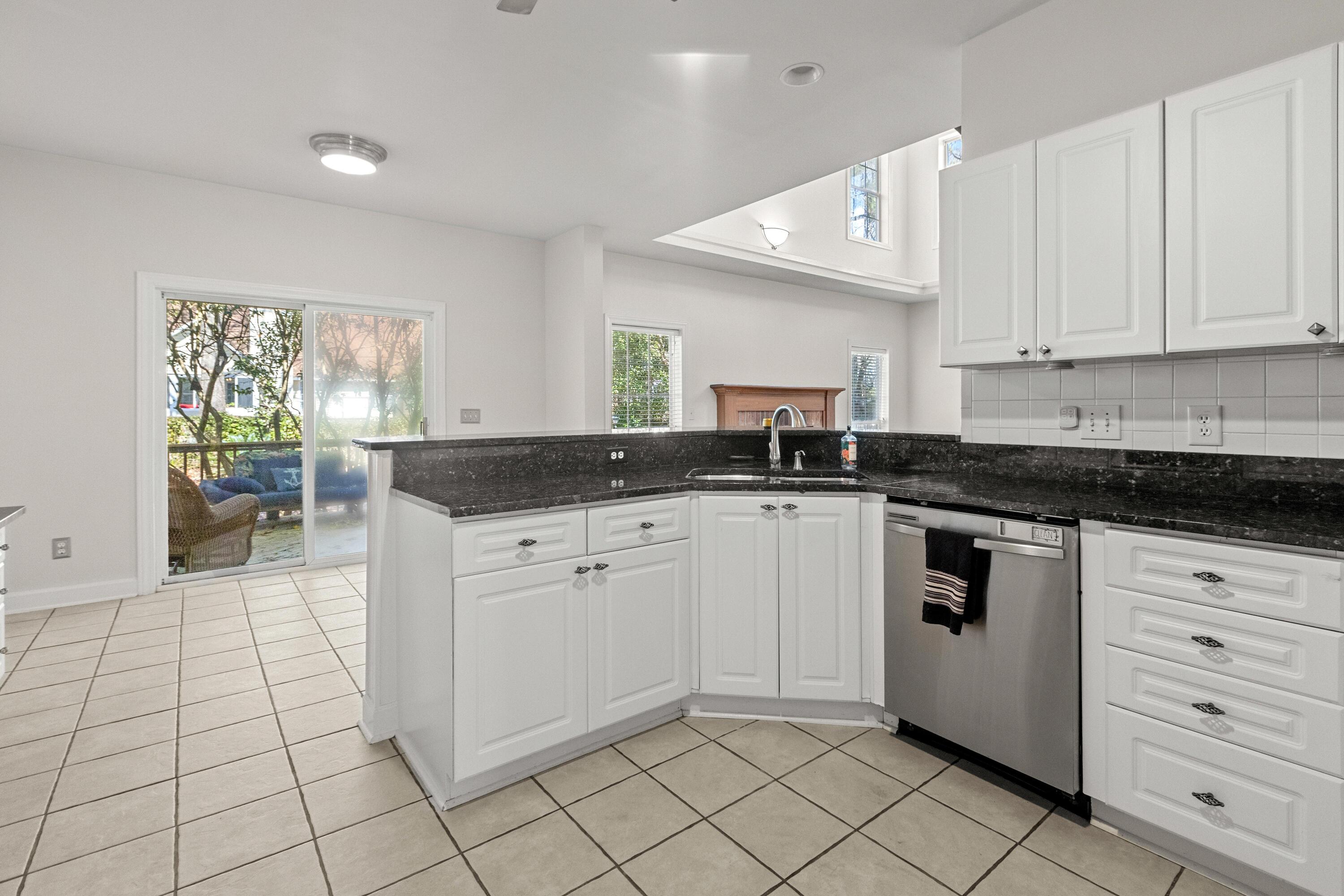 405 Springfield Road Mount Pleasant, SC 29464 - Photo 13 of 63 Kitchen sink