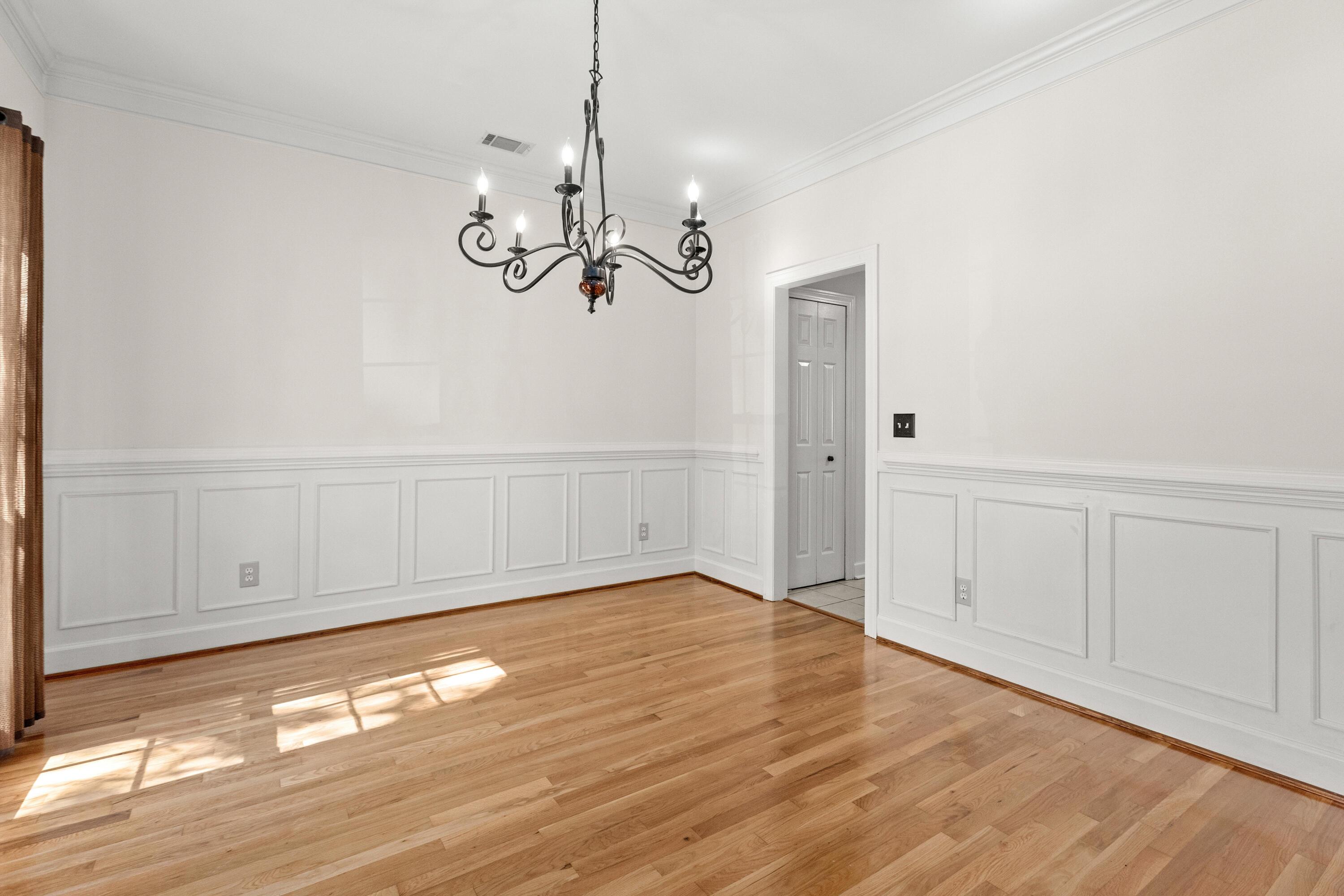 405 Springfield Road Mount Pleasant, SC 29464 - Photo 20 of 63 Dining Room
