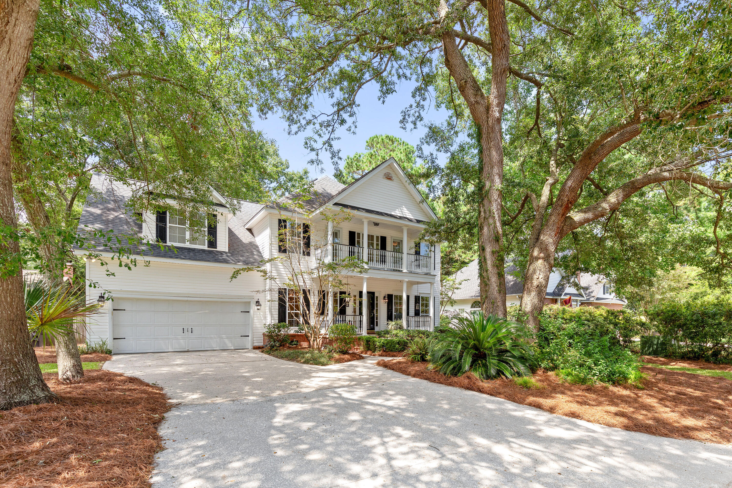 405 Springfield Road Mount Pleasant, SC 29464 - Photo 2 of 63 4 Car driveway