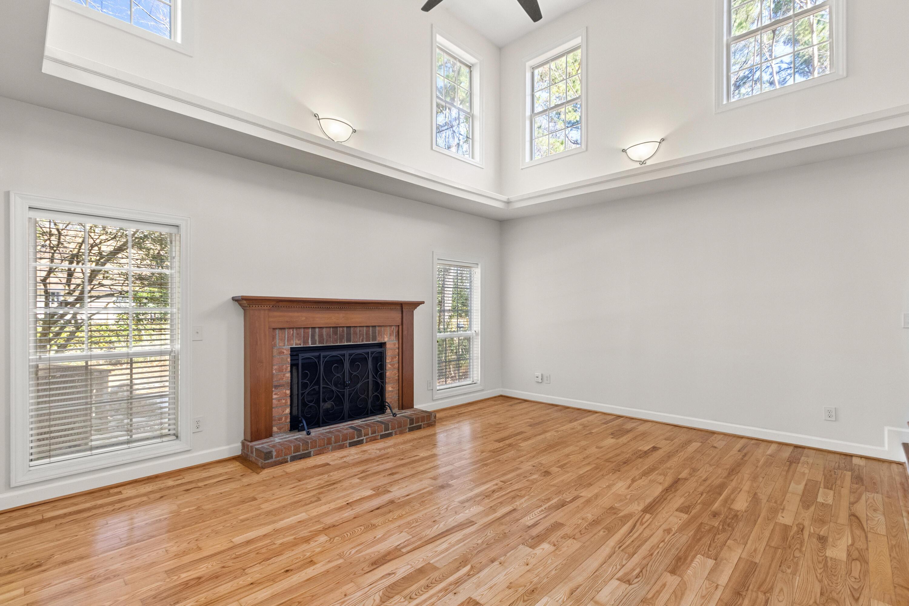 405 Springfield Road Mount Pleasant, SC 29464 - Photo 4 of 63 Greatroom