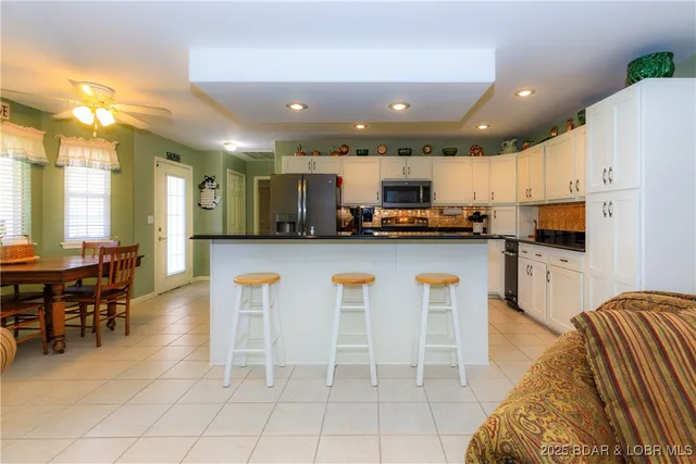 $599,000 | 2174 State Road, Linn Creek, MO 65052