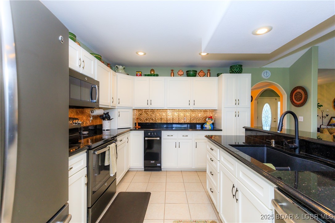 2174 State Road Linn Creek, MO 65052 - Photo 14 of 68