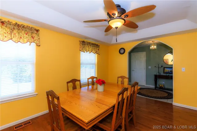 $599,000 | 2174 State Road, Linn Creek, MO 65052