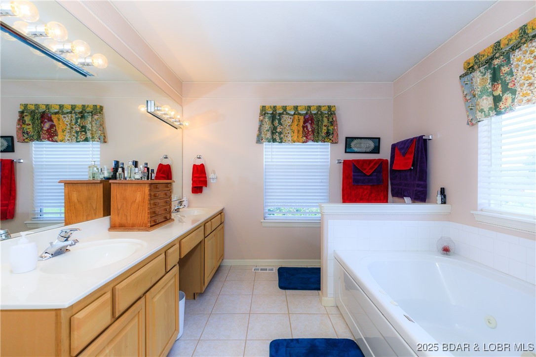 2174 State Road Linn Creek, MO 65052 - Photo 26 of 68