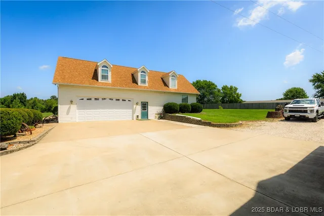 $599,000 | 2174 State Road, Linn Creek, MO 65052